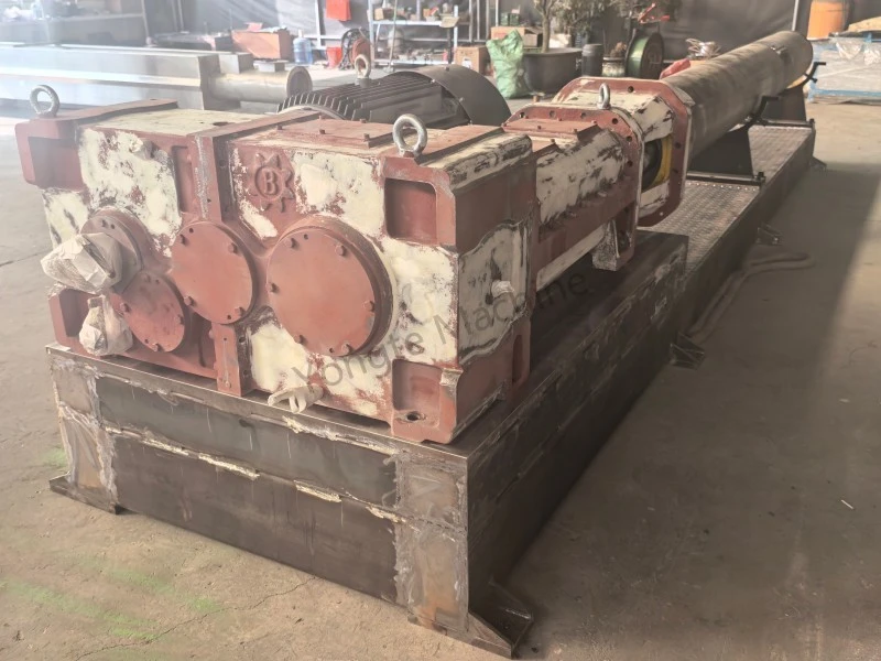 Estrusore bivite parallelo ad alta efficienza per il riciclaggio degli scarti di film plastico nella produzione