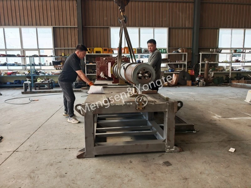 Regolazione della spaziatura delle viti per estrusore conico a doppia vite con telaio della porta SJSZ65/132 WPC