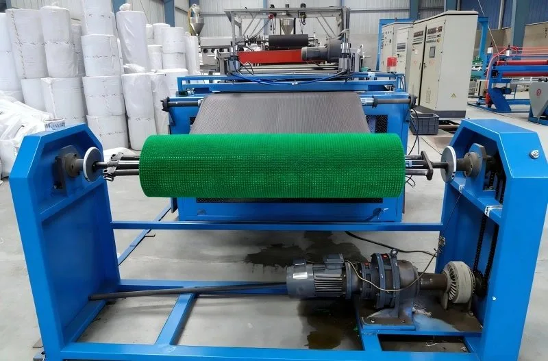 Linea di produzione di parafanghi in plastica cinese