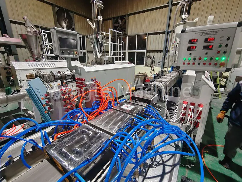 Linea di estrusione di legname in plastica