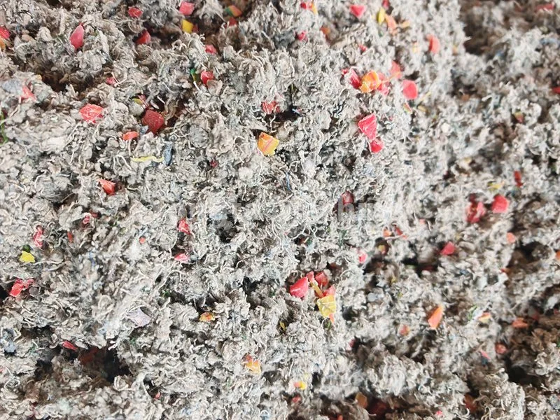 Riciclaggio di vestiti di scarto e macchina composita in plastica